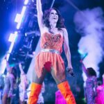 Alessandra Rosaldo Instagram - Fotazas de la fiesta noventera que se armó este fin de semana en Phoenix, Los Angeles y Oakland. ¡Qué bien la pasamos y qué manera de arrancar la gira en USA de @90spoptour! Muchísimas gracias a todos los que nos acompañaron, iniciamos con el pie derecho y vamos por más, ¡¡¡mucho más!!! Próxima parada, Atlanta y New York, are you ready??? Fotazas by @ninapapalote Hair @bernardojavier6 Makeup @lilianafelixmaquillaje OnTour
