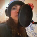 Alessia Cara Instagram - still a singer btw dw