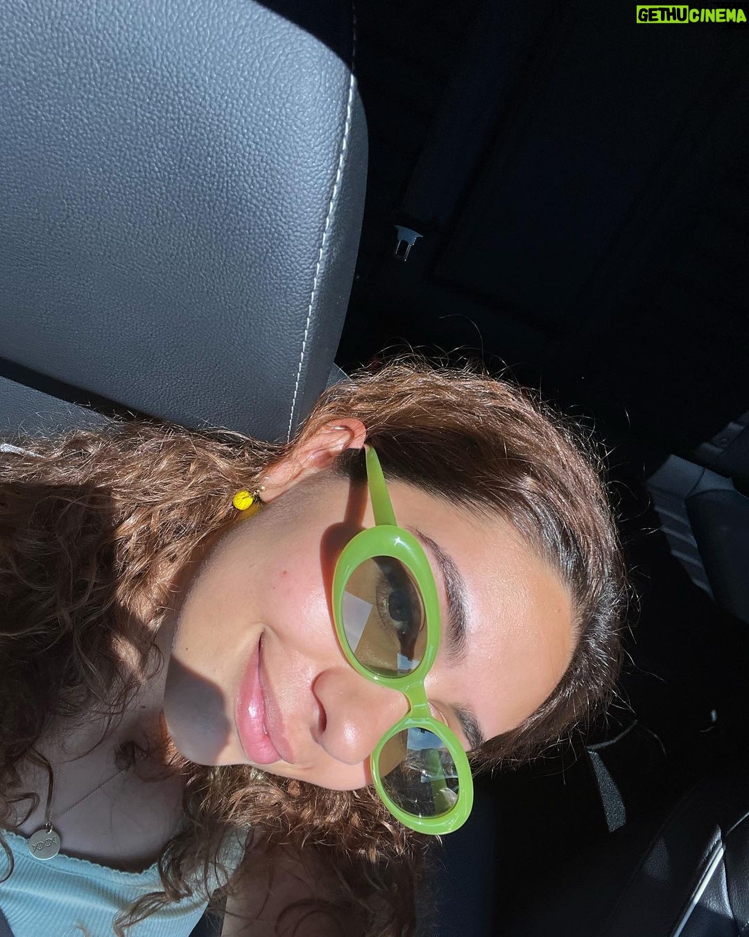 Alessia Cara Instagram - badabing badaboom same old