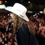 Alessia Cara Instagram - @calgarystampede what a joy to play for you!!!! wild. so many hats ❣️(pics by queenie: @livaita)
