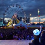 Alessia Cara Instagram - @calgarystampede what a joy to play for you!!!! wild. so many hats ❣️(pics by queenie: @livaita)