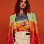 Alessia Cara Instagram - thank you @schonmagazine 🧡🧡interview in my story. x photography. @davidurbanke   fashion.@ap_the_stylist  hair. @hairbyenzac makeup. @sophieono using @maccosmetics  fashion Assistant. @crothers7  words. @shivanisomaiya