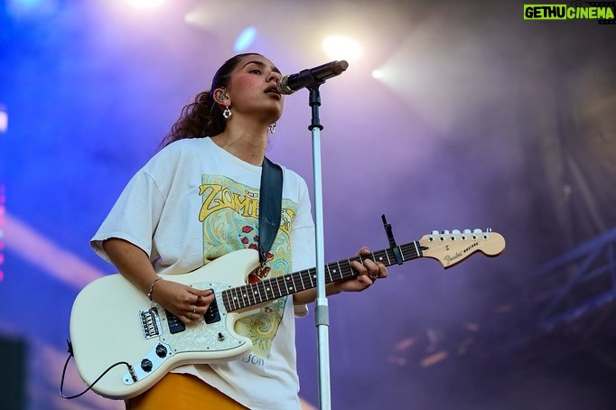 Alessia Cara Instagram - @ottawabluesfest thank you! 🧡