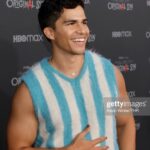 Alex Aiono Instagram - Pretty Little Liars: Original Sin premiere (your POV)🩸 #bloodyredcarpetevent styled by the incredible @sid.lew ✨