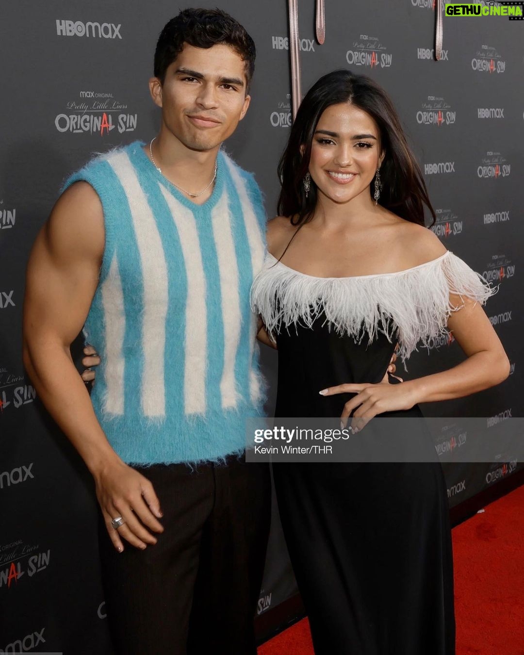 Alex Aiono Instagram - Pretty Little Liars: Original Sin premiere (your POV)🩸 #bloodyredcarpetevent styled by the incredible @sid.lew ✨