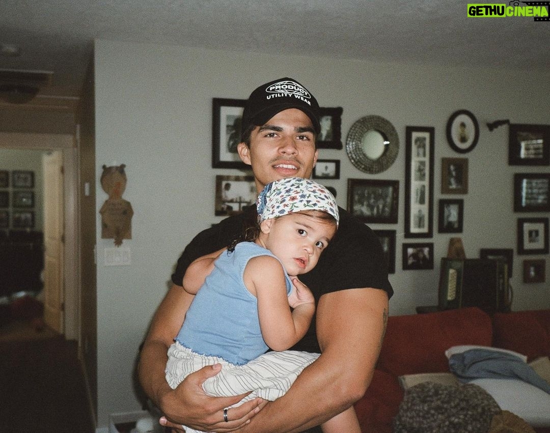 Alex Aiono Instagram - missing my people a lil extra today❤️