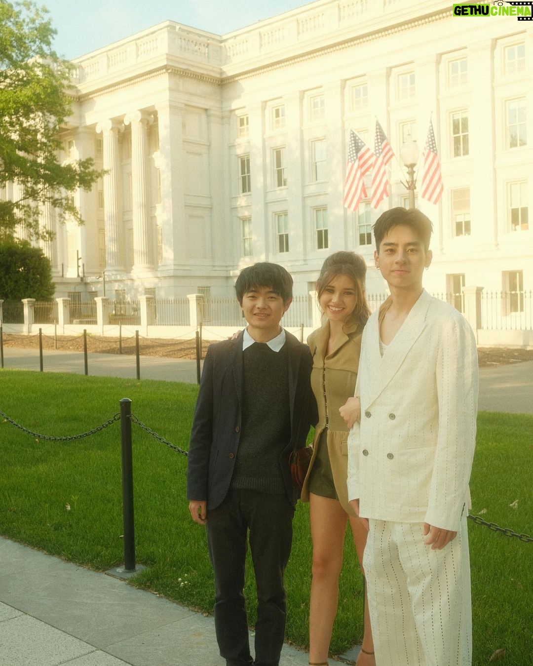 Alex Aiono Instagram - Three things about this weekend: 1. Joe is pretty funny. 2. American Born Chinese is amazing. 3. Life is crazy, feeling extra lucky. The White House