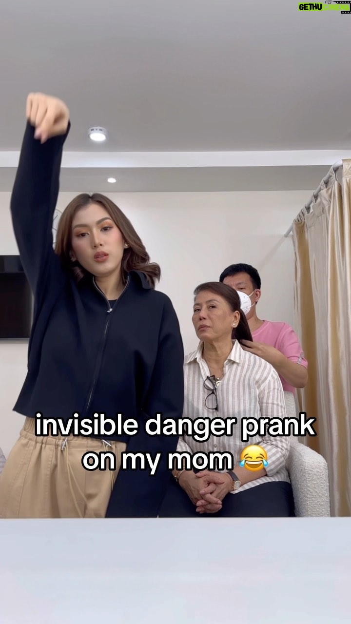 Alex Gonzaga Instagram - Nagiging delikado buhay pag pinaprank ang @mommypinty 😂😂😂