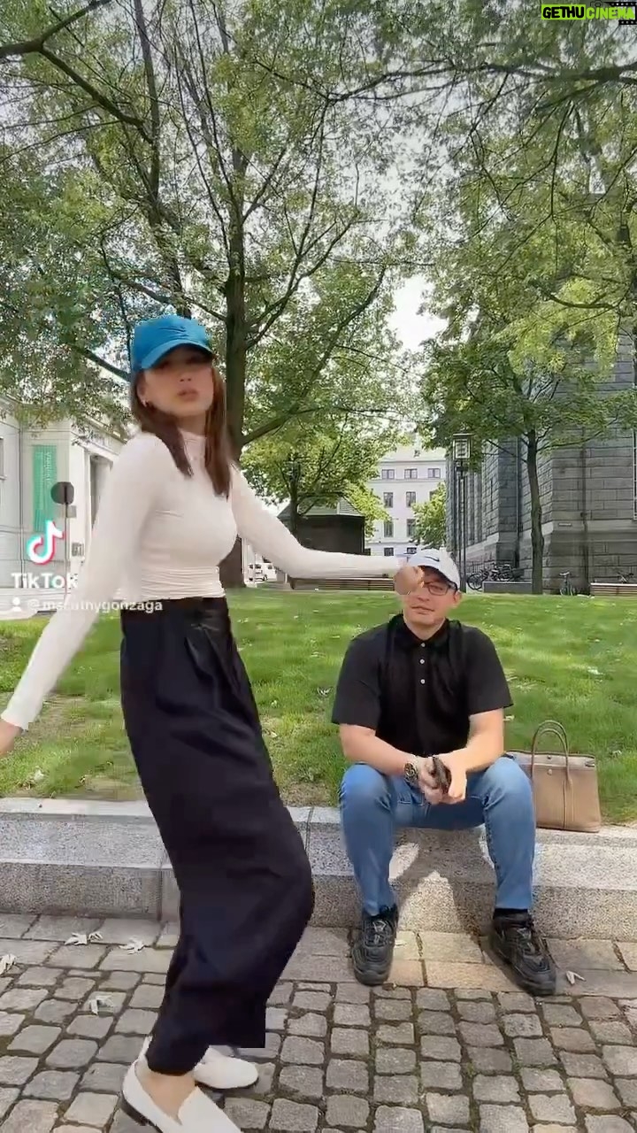 Alex Gonzaga Instagram - Tanong ng asawa ko after nito βBakit laging may kadyot sayaw mo?!β πππ Oslo, Norway