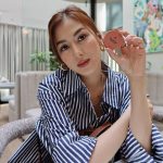 Alex Gonzaga Instagram - It’s all about the lips and blush! I’m using everything from @everbilenaofficial pillow pop collection! Soft lang pero effect! 👏🏼🤎 Norway Oslo