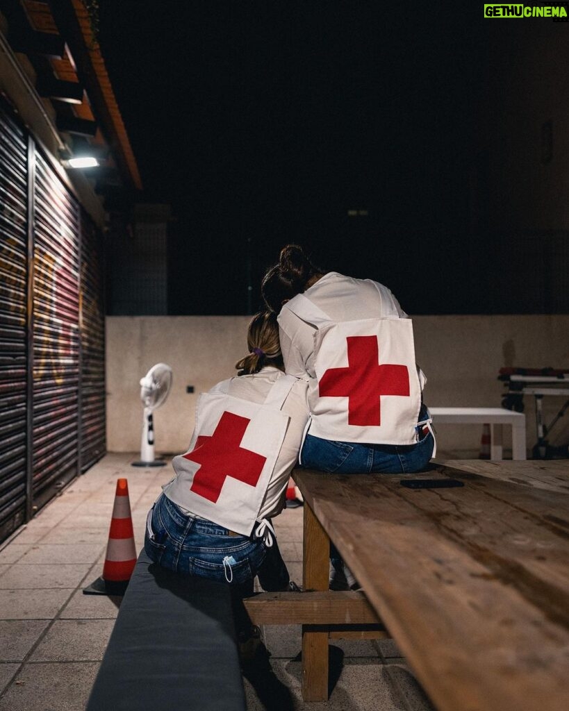 Alex Høgh Andersen Instagram - Back in September I travelled to Beirut in Lebanon with @ungdommensroedekors to document the incredible work and life of the young volunteers of the @lebaneseredcross ⛑️ In a week, I visited 4 ambulance stations, went on 7 emergencies and helped carry 4 patients up and down the 5th floor on a stretcher. A lot of work, not a lot of sleep. But most of all, I met an incredibly inspiring group of people that posses a tireless strength and will to help those in need. I returned home with 3000 photos and an experience I will never forget. Thank you for showing me the ropes and trusting me. Thank you for welcoming me into your home and for letting me be part of your beautiful family. This one is for you. عافية My photo calendar is now available for purchase in Denmark. Link in my bio. All proceeds will to support and education of the volunteers of the LRC ⛑️