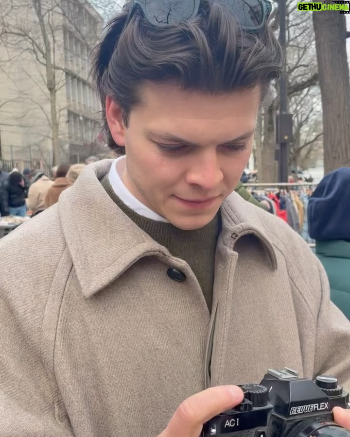 Alex Høgh Andersen Instagram - Bits and pieces from a lovely weekend in Paris. Thanks for having me @hermes 🤍