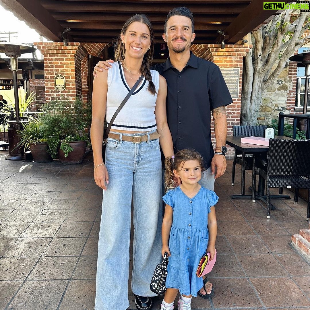 Alex Morgan Instagram - 😍🤞 San Diego, California