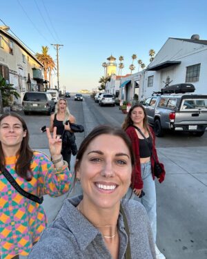 Alex Morgan Instagram - Gone camping⛺️