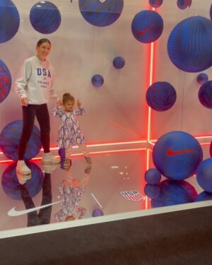 Alex Morgan Instagram - She made it, and my heart is full.