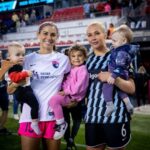 Alex Morgan Instagram - Mom Mentality 🖤