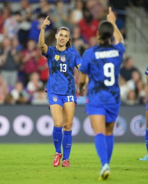 Alex Morgan Instagram - We comin’ for you Nashville🤠 3:30PM ET // TNT + HBOMax // Vs. Japan 🇯🇵