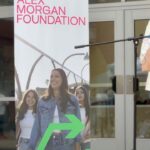 Alex Morgan Instagram - Cheers to #WomensHistoryMonth! 🎉 Join me and @cocacola in celebrating female athletes and empowering the next generation of leaders and superstars. Comment below and share with me what you’re doing in to inspire others to chase and achieve their dreams. We can all make a difference in our communities by simply showing up and championing others. I’m so proud to be in this together with y’all and can’t wait to hear your stories. ❤#ad