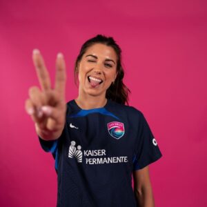 Alex Morgan Instagram - SZN 13 😈 see you tonight San Diego! 7PM PT // CBS Sports Network