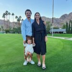 Alex Morgan Instagram - Thanksgiving family photo: 🌴desert edition🌴