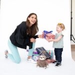 Alex Morgan Instagram - I recently visited the hospital and spent time with the resilient community of kids, families, nurses, and doctors. Join me to Light the Way for these kids this holiday season! ✨Visit the link in my story to donate. #RadyLightTheWay
