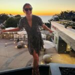 Alex Morgan Instagram – Sunsets&poems&smiles&poses