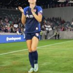 Alex Morgan Instagram - Making statements! This team. This city. 💛