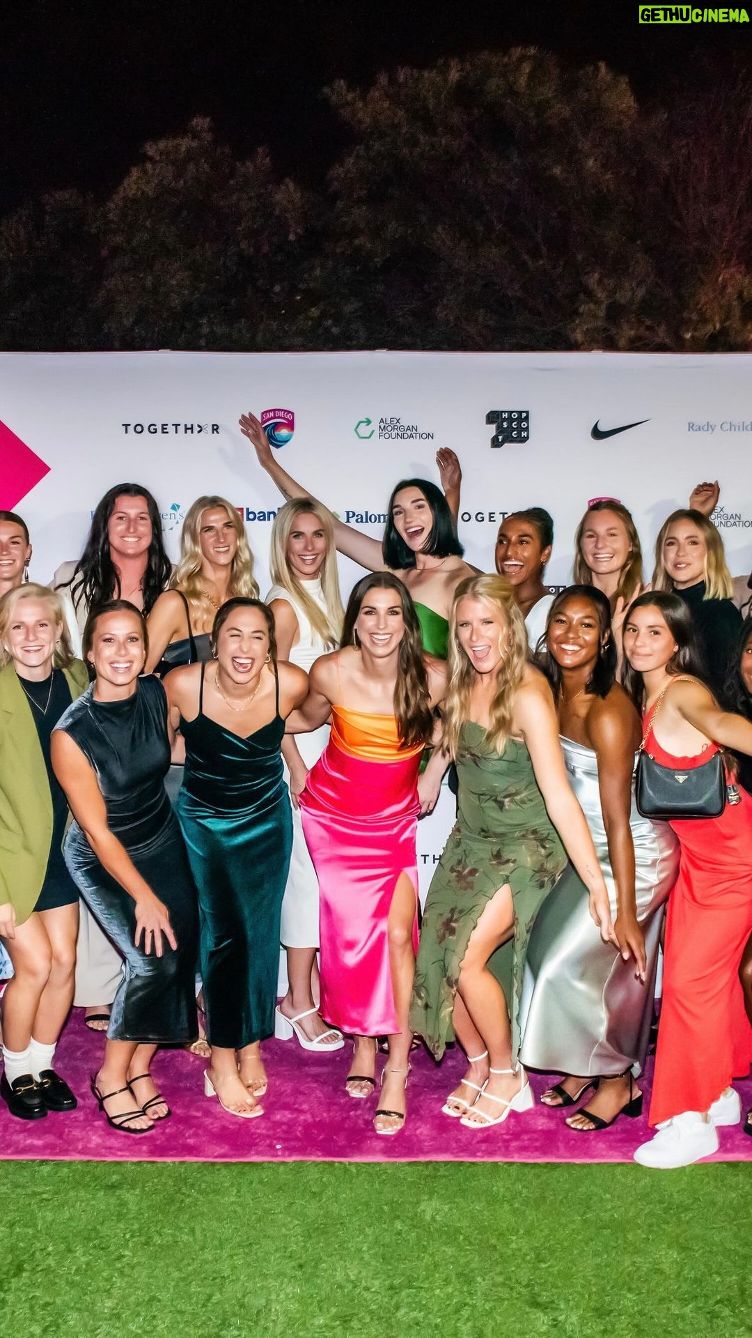 Alex Morgan Instagram - The inaugural Alex Morgan Foundation’s #CelebrationOfConfidence was a night to remember. Thank you to all of our incredible partners who share the vision to create equity and opportunity on and off the field. Together, we’re helping girls and women find confident paths forward! ⇨ Can’t wait for next year!