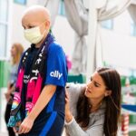 Alex Morgan Instagram - I recently visited the hospital and spent time with the resilient community of kids, families, nurses, and doctors. Join me to Light the Way for these kids this holiday season! ✨Visit the link in my story to donate. #RadyLightTheWay