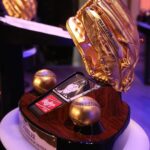 Alex Rodriguez Instagram - One of my favorite nights in baseball! It was an honor to present at this year’s Golden Glove Awards. Congratulations to @kebryan_hayes and Matt Chapman, both elite defenders and class act guys. #goldengloves The Plaza Hotel New York