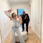 Alex Rodriguez Instagram - Happy National Daughters Day to @ellaarod and @thenatasharodriguez ❤️ So proud of the smart, charismatic, beautiful women you both are! Miami, Florida
