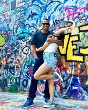 Alex Rodriguez Instagram - Left my heart in Michigan 💙💛 Dropping off @thenatasharodriguez at college was one of the hardest, but most proud moments of being a father. Can’t wait to watch her take on this big new chapter.