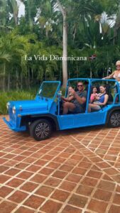 Alex Rodriguez Instagram - Good to be back 🇩🇴 #dominicanrepublic🇩🇴 Dominican Republic