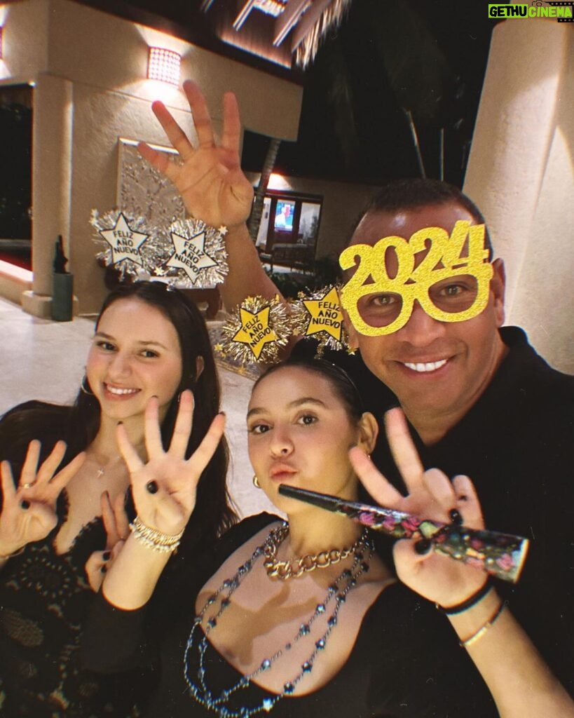 Alex Rodriguez Instagram - Happy New Year!! Wishing everyone health and happiness going into 2024 🎉 Dominican Republic