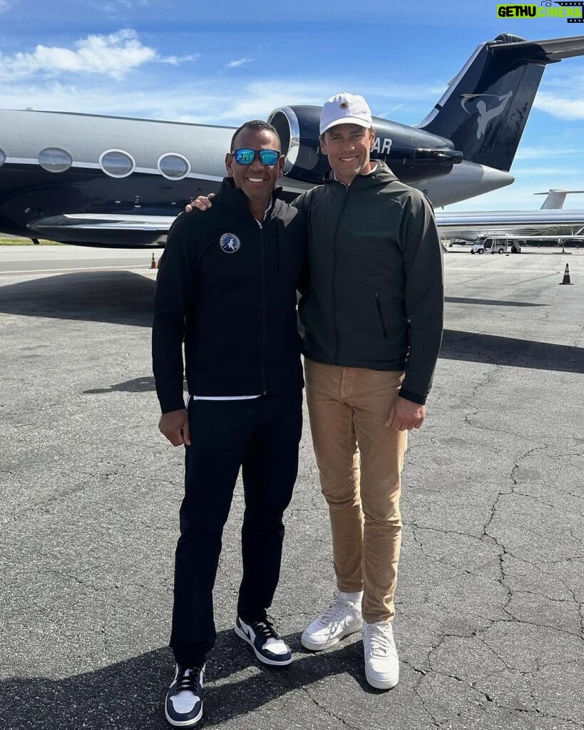 Alex Rodriguez Instagram - See @tombrady the retired athlete life isn’t so bad… thanks for not beating me too bad out there 🐐 Pebble Beach, CA
