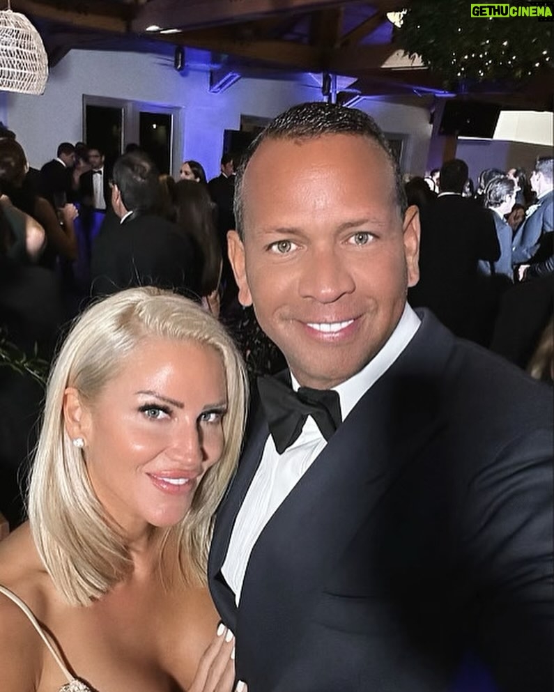 Alex Rodriguez Instagram - Happy birthday and happy Valentine’s Day @jac_lynfit. Thank you for making everyday brighter. You are a beautiful light in my life and make me better everyday. Love you mucho!