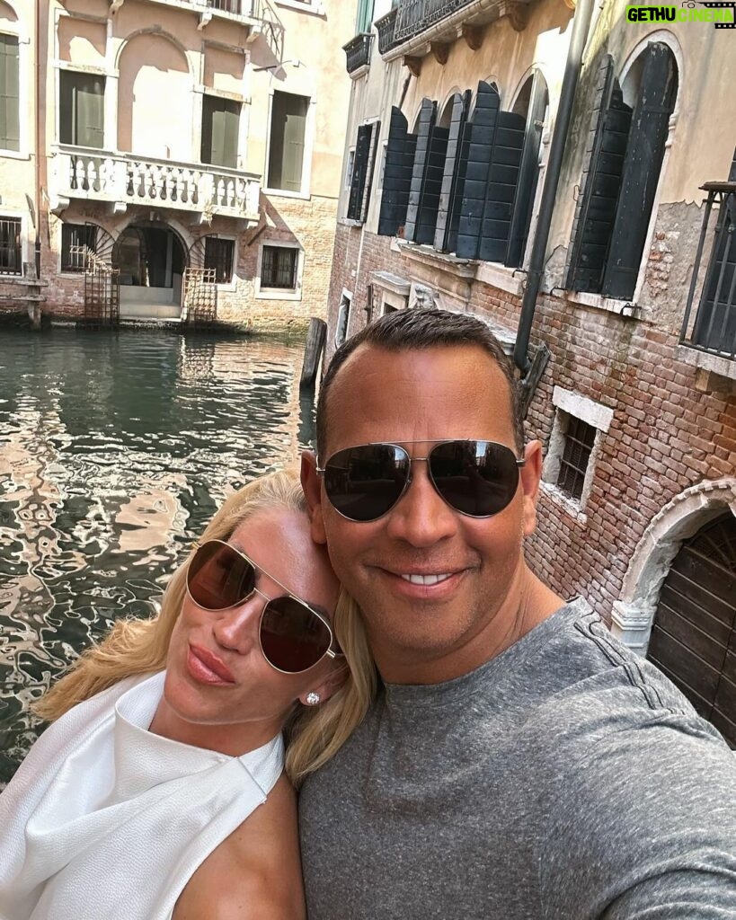 Alex Rodriguez Instagram - Happy birthday and happy Valentine’s Day @jac_lynfit. Thank you for making everyday brighter. You are a beautiful light in my life and make me better everyday. Love you mucho!