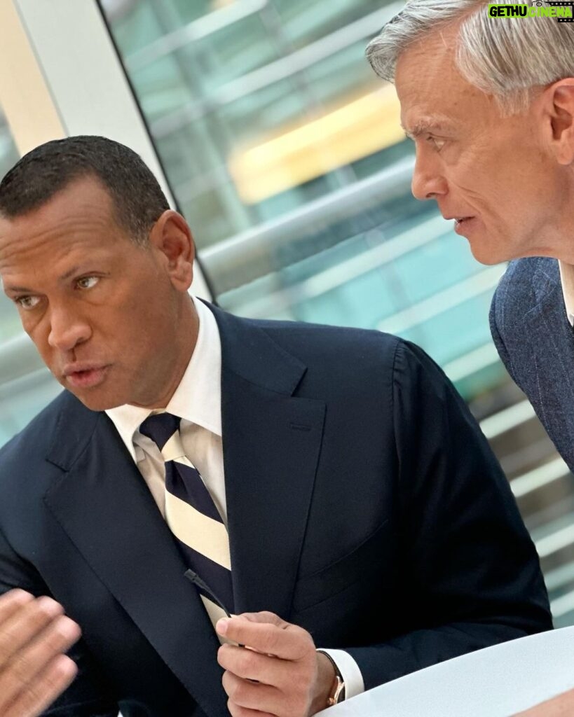 Alex Rodriguez Instagram - I’m thrilled to share exciting news from #slamcorp. Today we announced we signed our business combination agreement with #Lynk, bringing us closer to becoming a combined company with the capacity to end the era of the disconnected through innovative, patented and proven technology. New York, New York