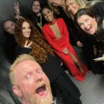 Alex Scott Instagram - The 70th BBC sports personality of the year 🙌🏾 Last show of 2023 and ending it on a high. Huge congratulations @1maryearps keeping breaking those glass ceilings. congratulations to everyone who was honoured on the evening and to all nominees. Sport has always had the power to inspire in so many ways and I look forward to another incredible year in which sport continues to do so 🖤