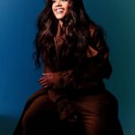 Alex Scott Instagram - She’s a warrior with a big heart 🖤 R. H. Sin