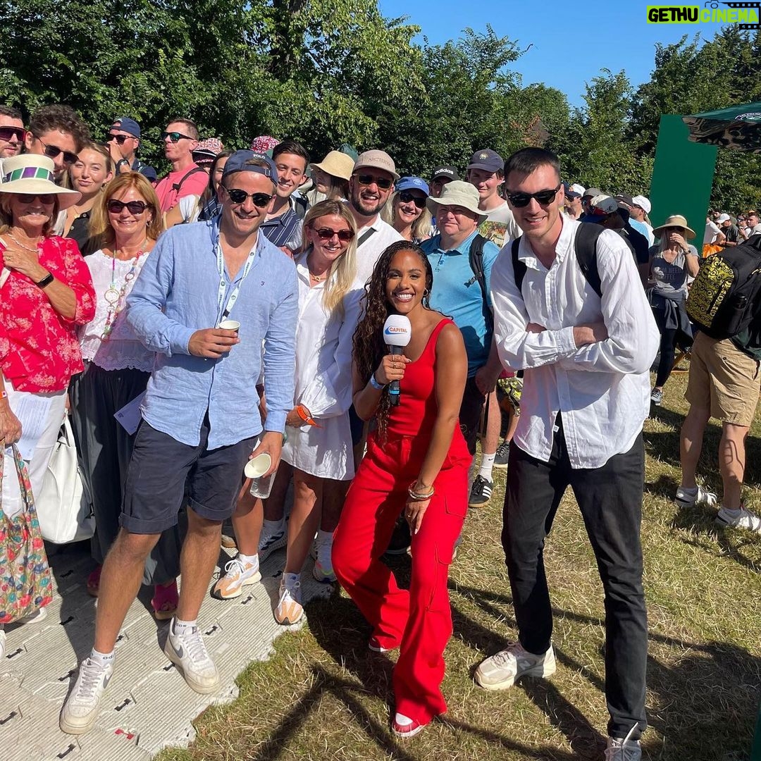 Alex Scott Instagram - It’s getting hot out here 🔥….