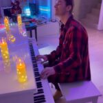 Alex Sparrow Instagram - Помогает ли вам музыка проживать эмоции?