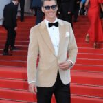 Alex Sparrow Instagram - #cannesfilmfestival #redcarpet Как относитесь к фестивальному кино? Cannes Film Festival