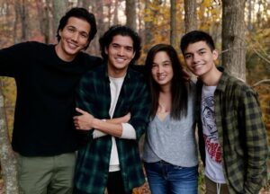 Alex Wassabi Instagram - happy thanksgiving! 🍁
thankful for every single wassabian in the world. you’ve changed my family’s life more than you’ll ever know 🥲 thanks for 15 years of love & support! & here’s to 15 more! 🙌🏼