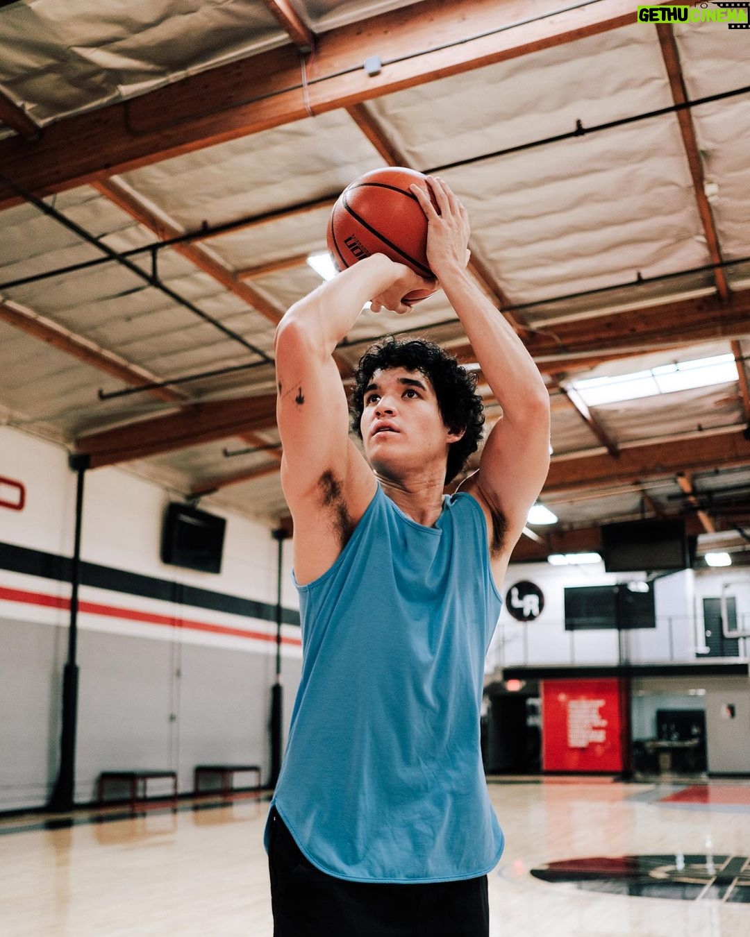 Alex Wassabi Instagram - Mental health is just as important as physical health and my favorite way to work out both is on the basketball court 💆🏻♂️🏀 Since joining the Love of Basketball FB group, I’ve learned some new exercises that allow me to have an efficient workout but also relax on the court at the same time! #ad #moretogether @facebookapp