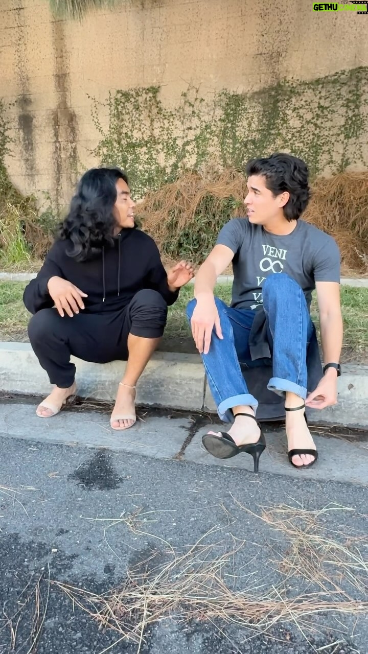 Alex Wassabi Instagram - Day 8 of Running 1 Inch for every follower we have - How Should We Run Next?