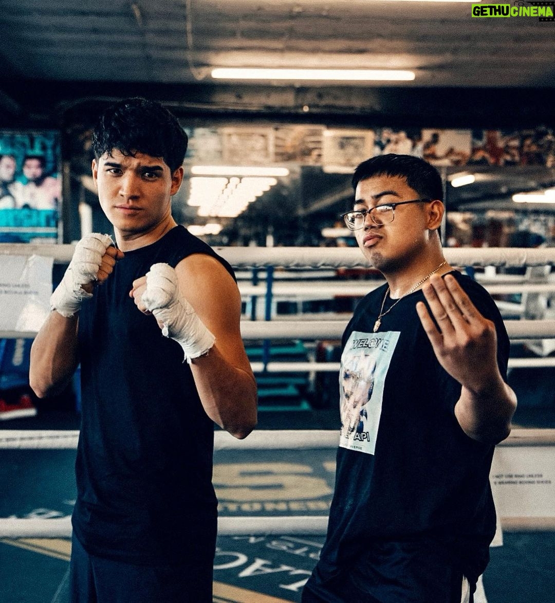 Alex Wassabi Instagram - pinoys coming for the W’s March 5th! 🇵🇭🙌🏼 @showstarboxing Wembley Arena