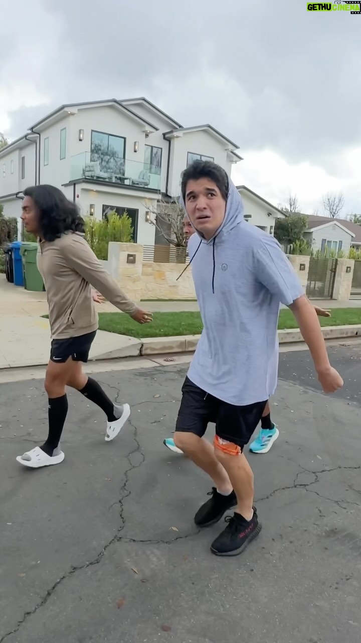 Alex Wassabi Instagram - Day 5 of running 1 inch per follower w/ guests - How should we run the next run?