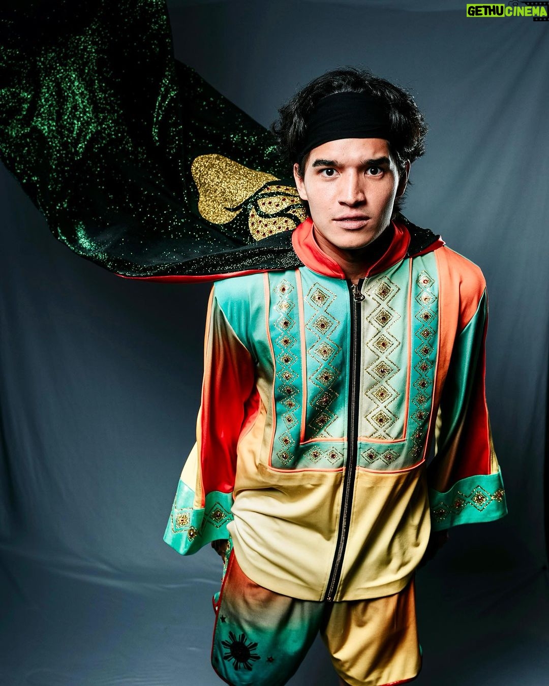 Alex Wassabi Instagram - Rocking the first ever Barong x Boxing Outfit for my @misfitsboxing DEBUT! 🔥🥊🇵🇭 (PPV link in bio) @mf_daznxseries @daznboxing Manchester, England, UK