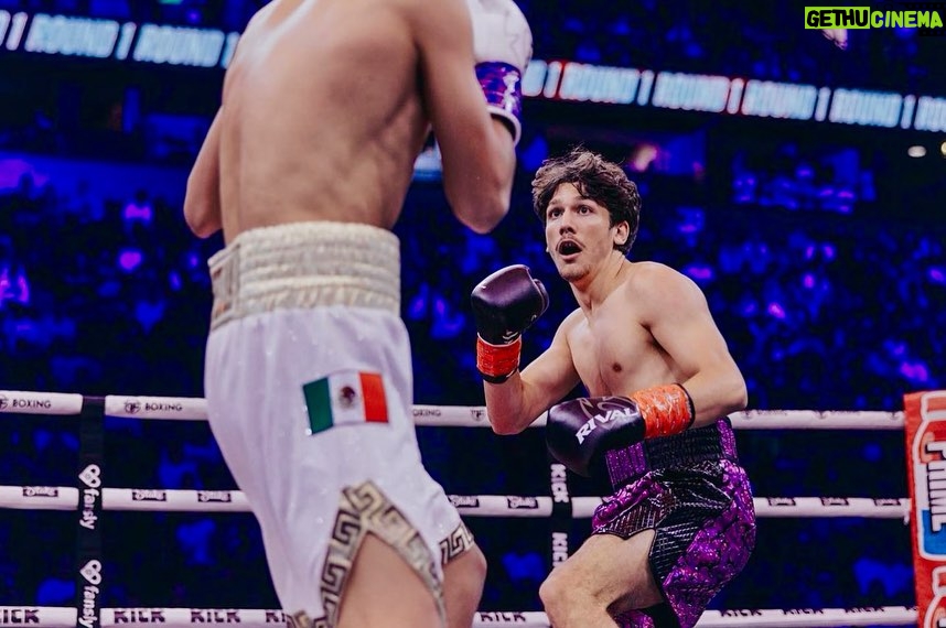 Alex Wassabi Instagram - an honor sharing the ring with these men. finally got the epic back & forth fight I’ve been looking for! best tag team performance in @misfitsboxing history! 🧨